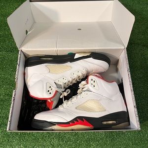Jordan 5 fire red